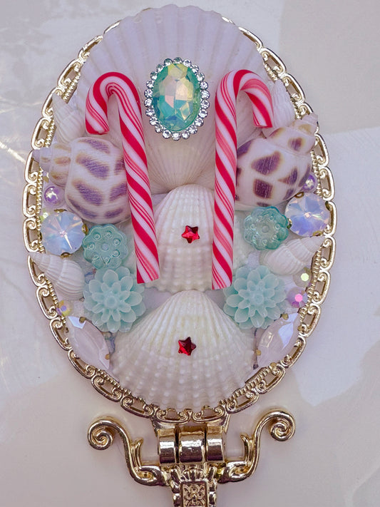 'Peppermint Seas' - Gilt Gold Seashell Mirror 🎄✨