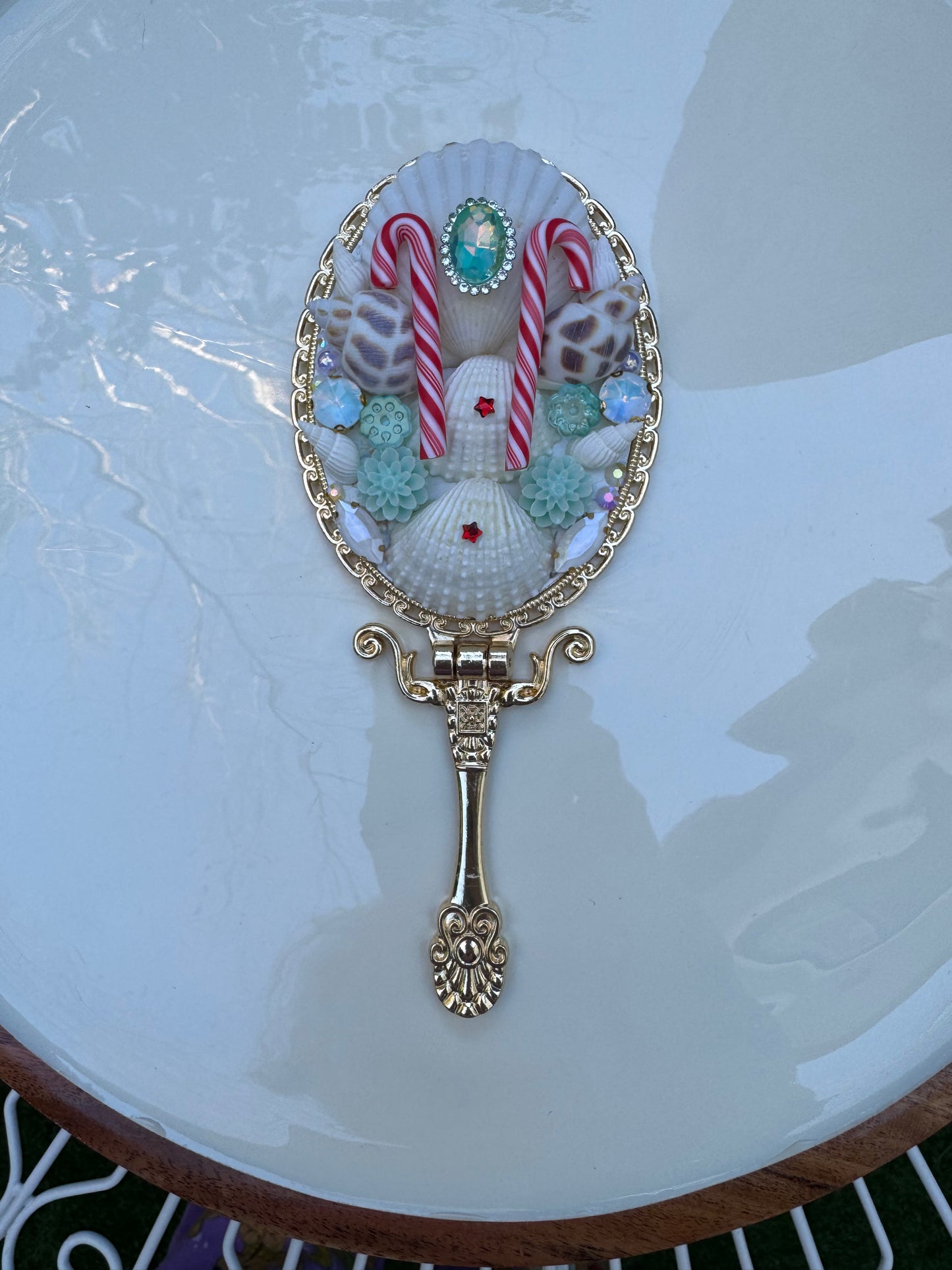 'Peppermint Seas' - Guilt Gold Seashell Mirror 🎄✨