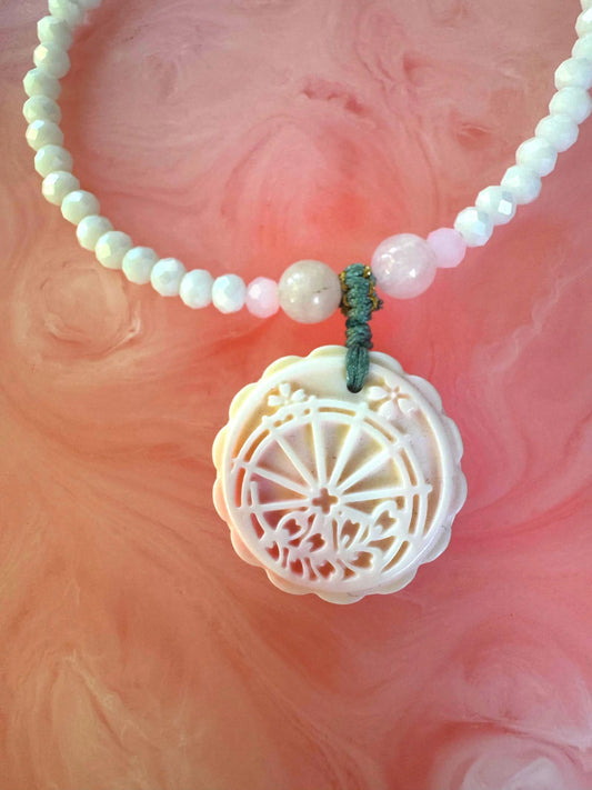 Magical Pink Queen Conch Shell Necklace