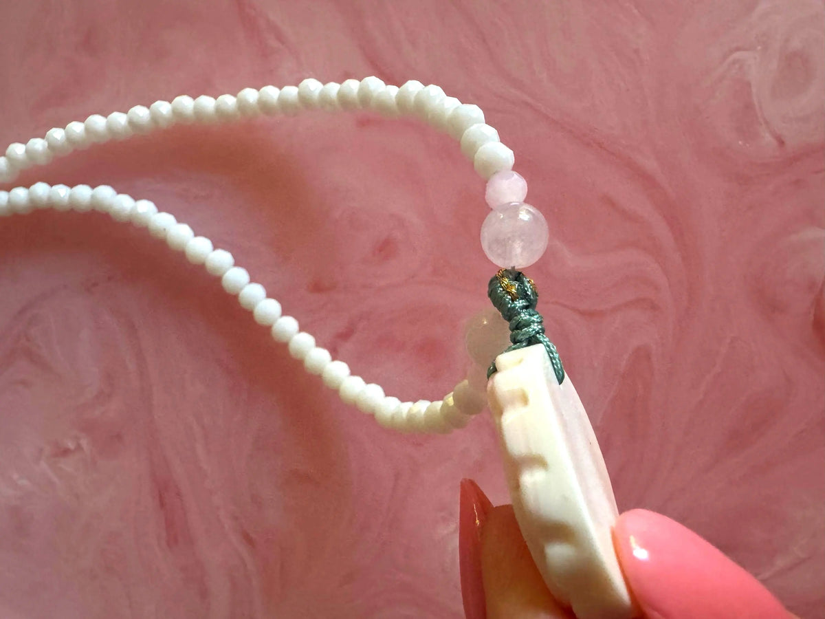 Magical Pink Queen Conch Shell Necklace