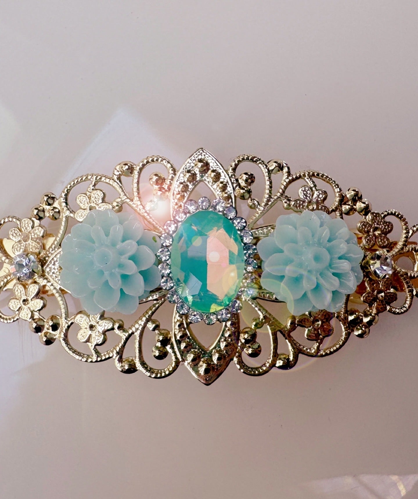 ✨ Celestial Bloom Gold Hairclip ✨