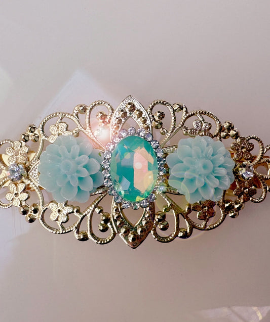 ✨ Celestial Bloom Gold Hairclip ✨