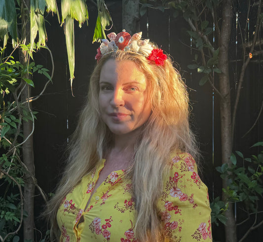 Mermaid Seashell Crown ~ Shells & Flowers