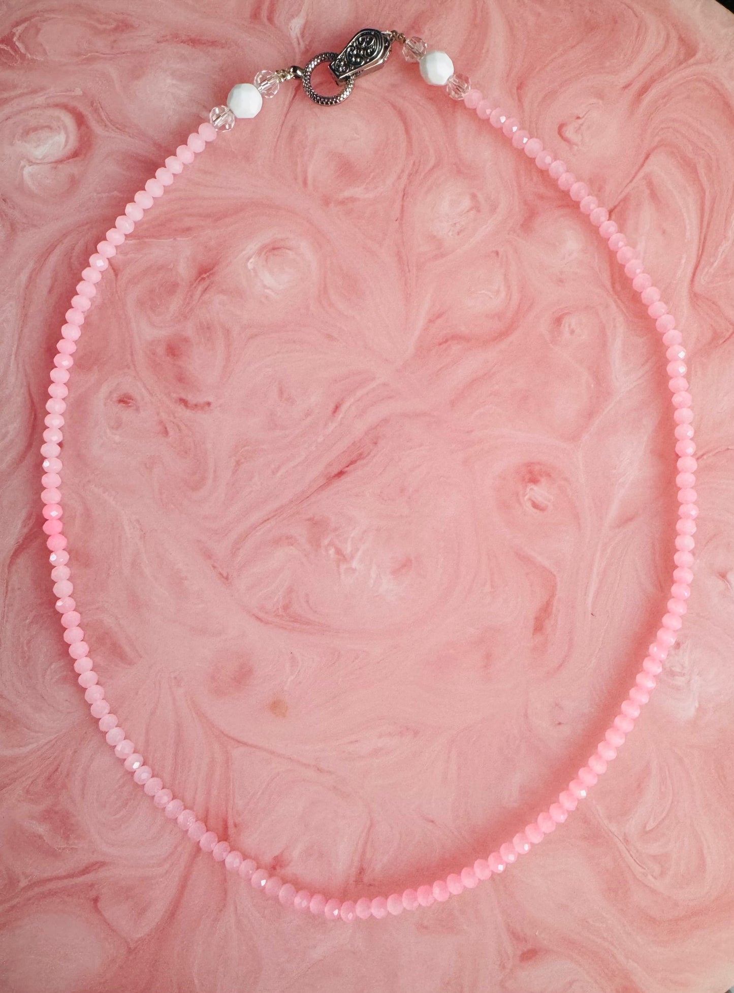 ピンクドリームス ハンドメイドビーズネックレス（スワロフスキークリスタル使用）