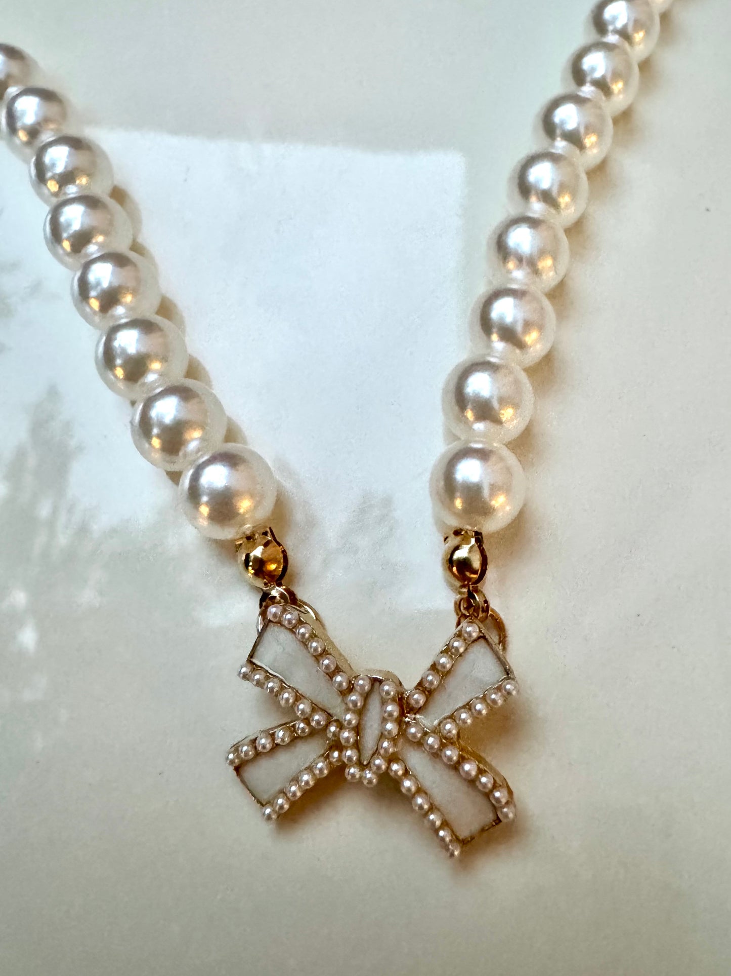 Pearl and Bow Necklace Set