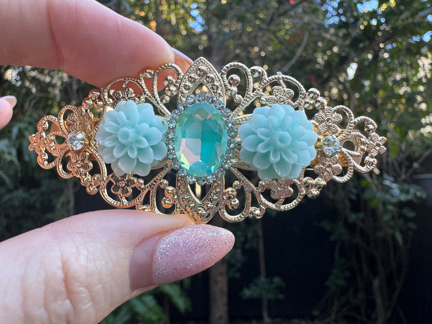 ✨ Celestial Bloom Gold Hairclip ✨