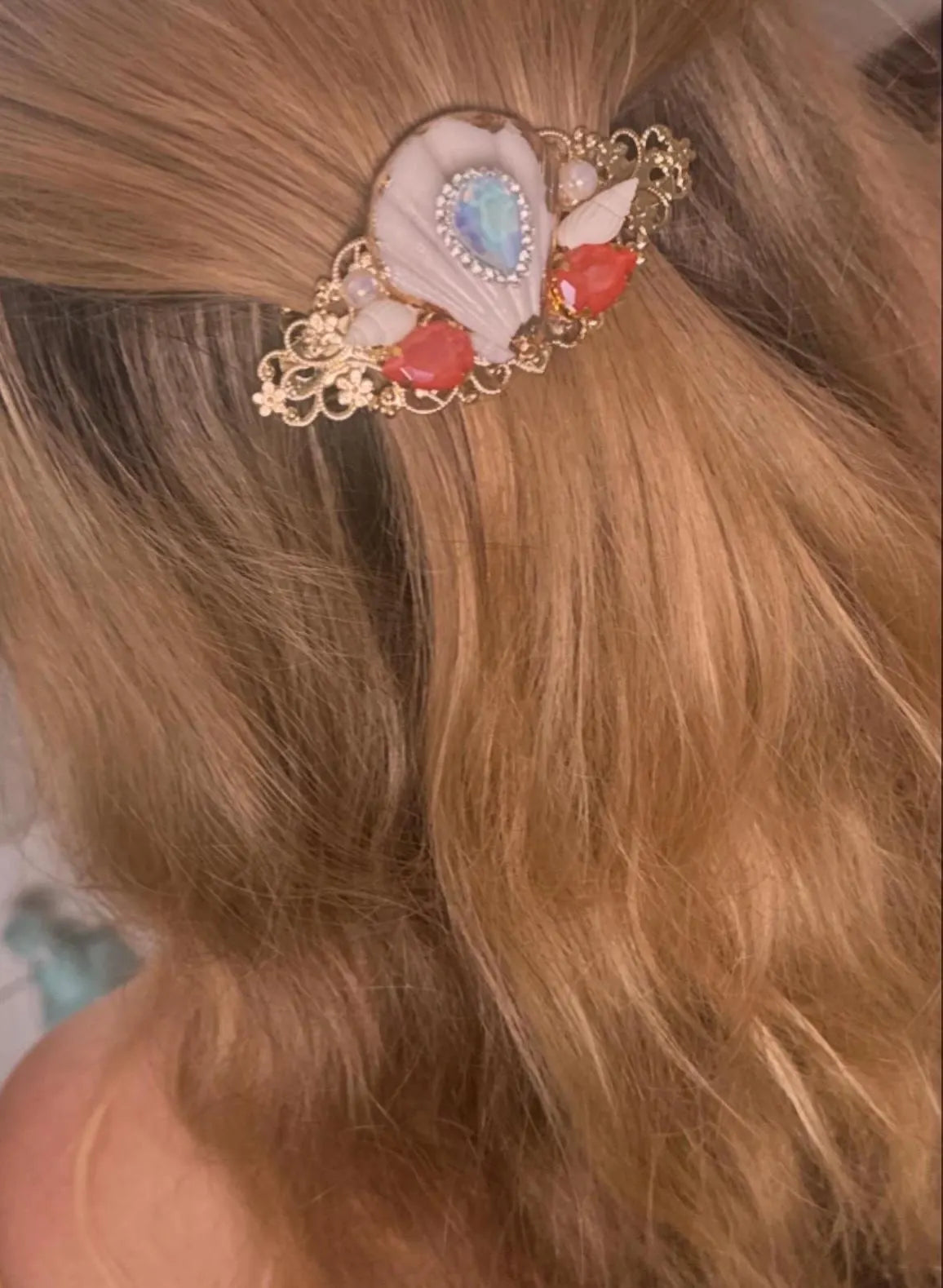 Luminous Seashell Hair Clip, 14K Gold Mermaid Wedding Hair Accessory