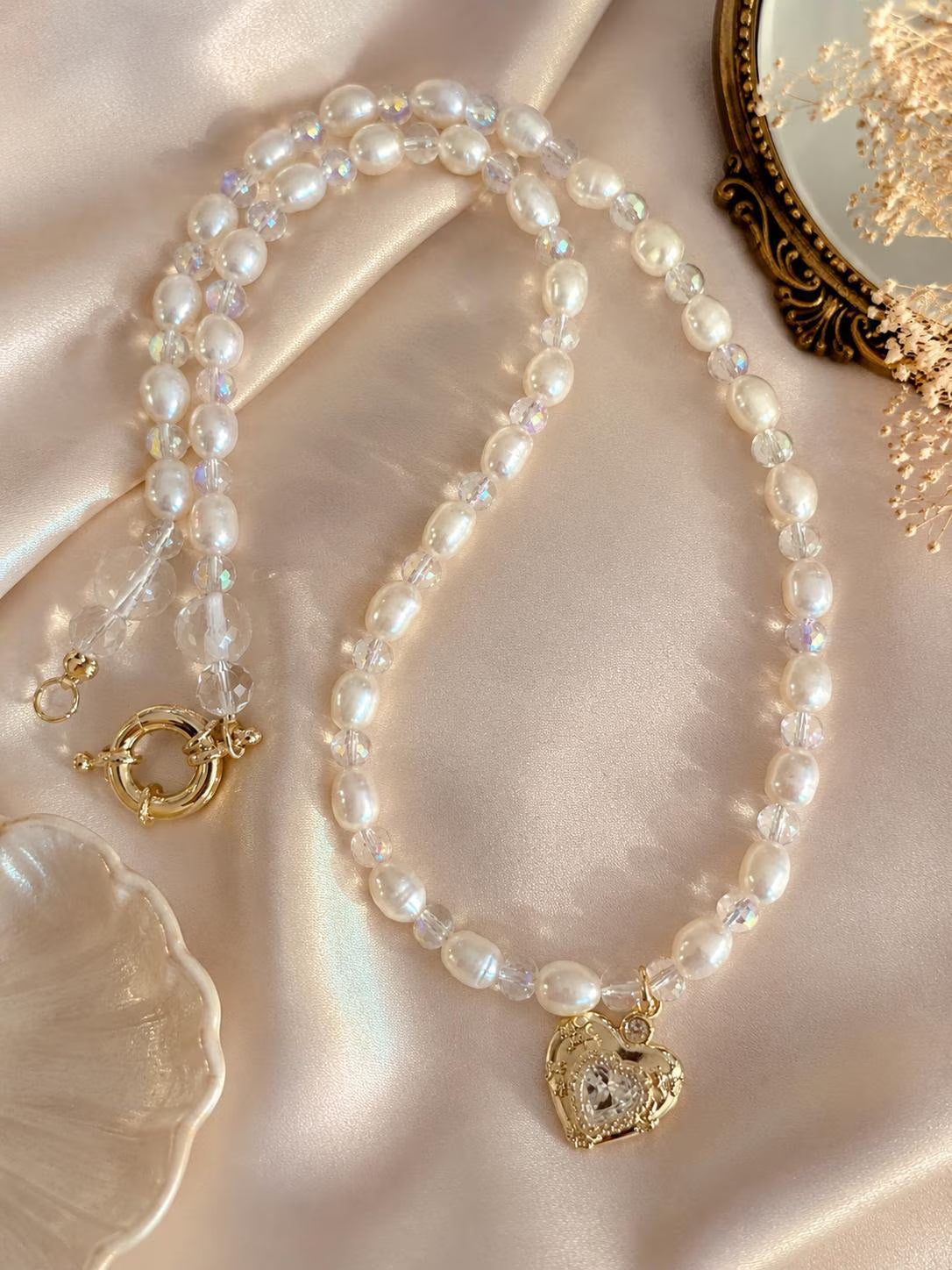 The Mermaid’s Heart Pearl Necklace
