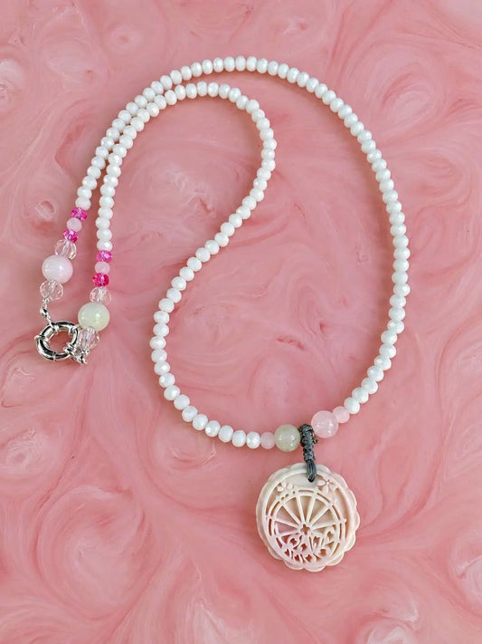 Magical Pink Queen Conch Shell Necklace